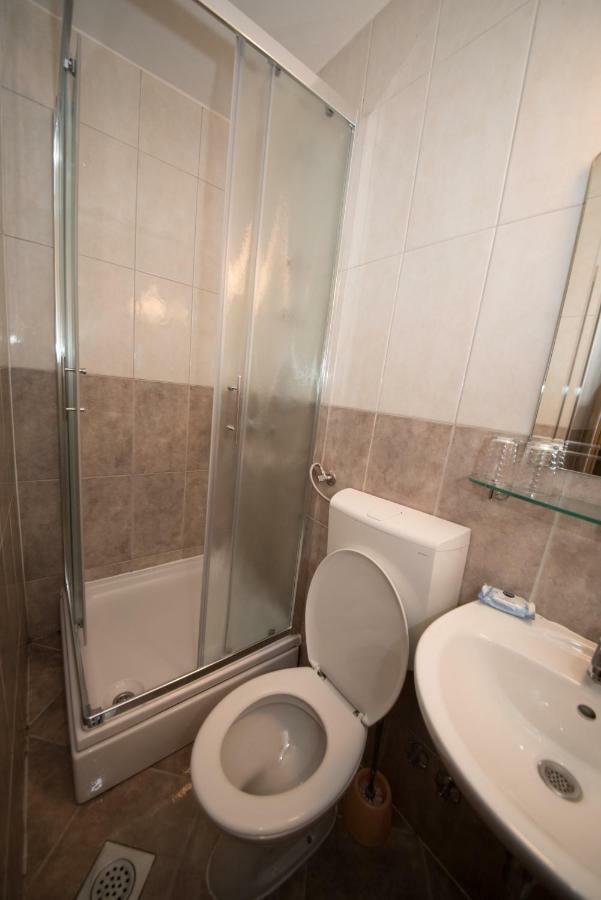 Hotel Lafodija à Međugorje Extérieur photo