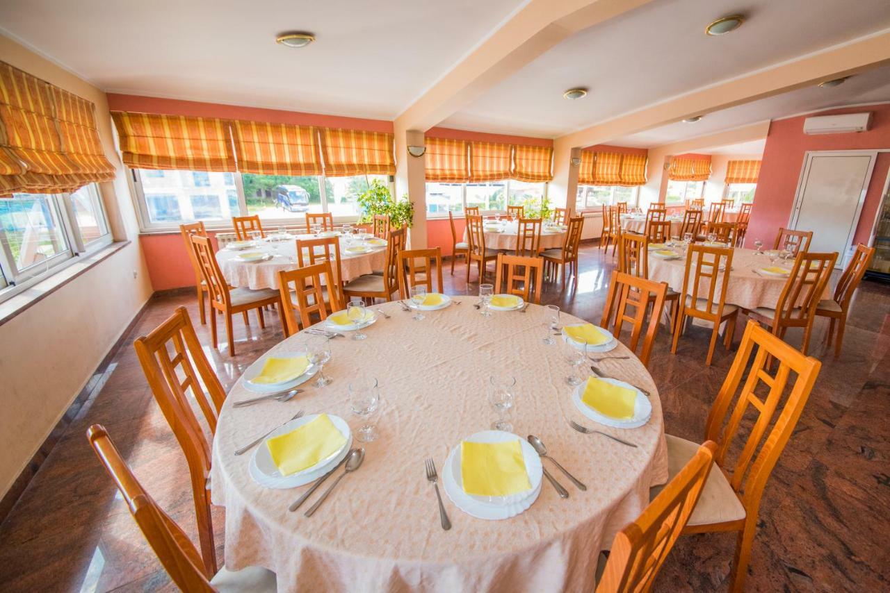 Hotel Lafodija à Međugorje Extérieur photo